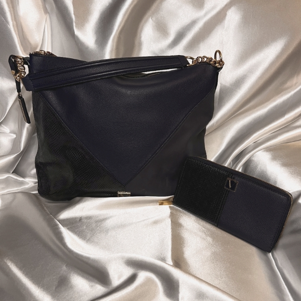 Victoria Secret Navy & Black Leather Women's Bag (used)